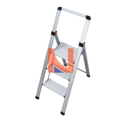 SGABELLO IN ALLUMINIO 3 GRADINI