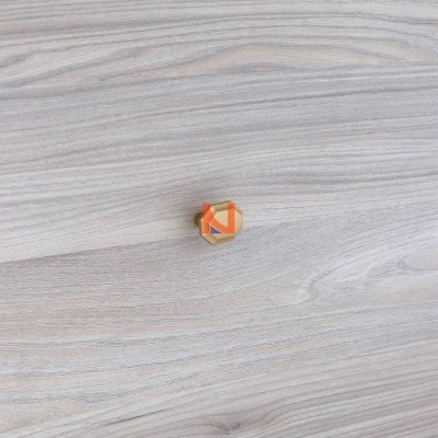 Pomolo per mobili Alucover ottone