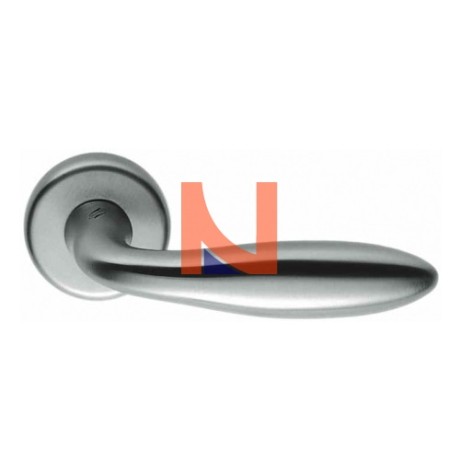 MANIGLIA MACH STRETTA CON MOLLA CROMO SATINATO CD81RSM